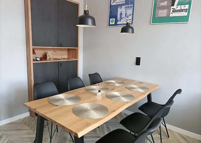Apartament Flins Z Garazem