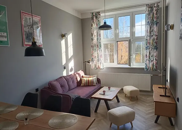Apartament Flins Z Garazem