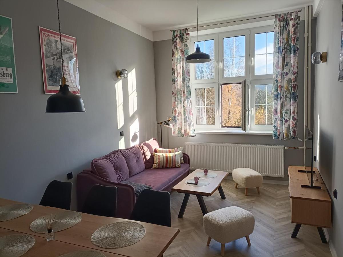 Apartment Flins Z Garazem *